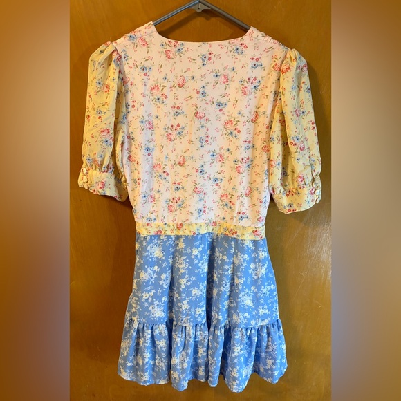 Jun & Ivy Dress - Picture 2 of 3